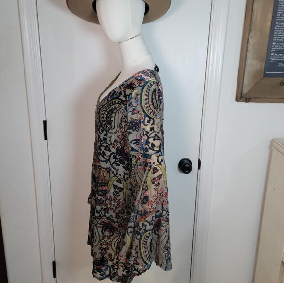 Altar'd State Paisley Elegant Green Bell Sleeve Velvet Dress Size Medium - Picture 4 of 12